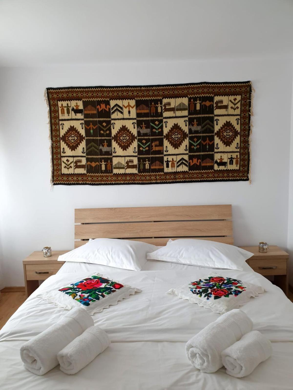 Casa Tomsa Bed and Breakfast Rozavlea Kamer foto
